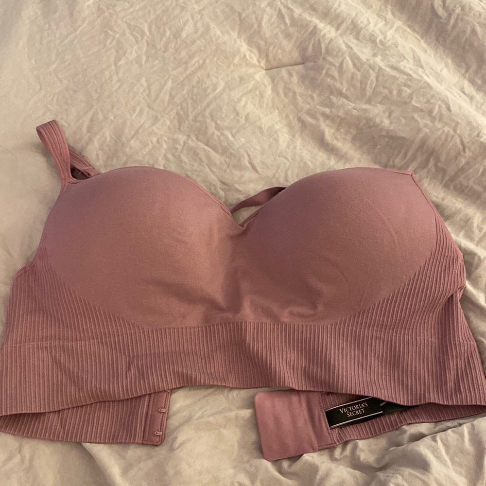 No wire VS sports bra size XL